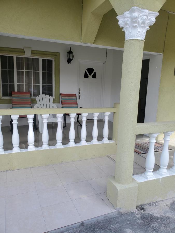 Comfy Guest Rooms Port Antonio Exterior photo